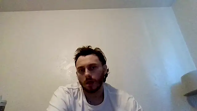 Snapshot of TallHungandCloudy69 chatting on 04-16-26, 07:14 TallHungandCloudy69 online show from 04-16-26, 07:14