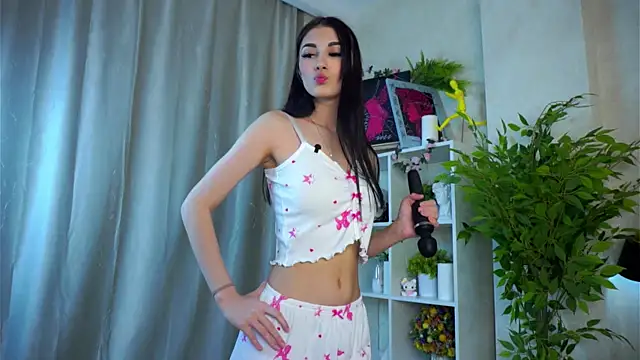 DevoraWitt online show from 04-01-26, 01:41