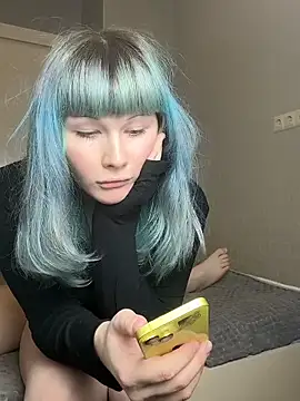 Snapshot of AlexaGudz chatting on 05-14-26, 07:20 AlexaGudz online show from 05-14-26, 07:20