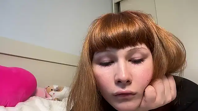 Snapshot of AlexaGudz chatting on 06-06-26, 10:53 AlexaGudz online show from 06-06-26, 10:53