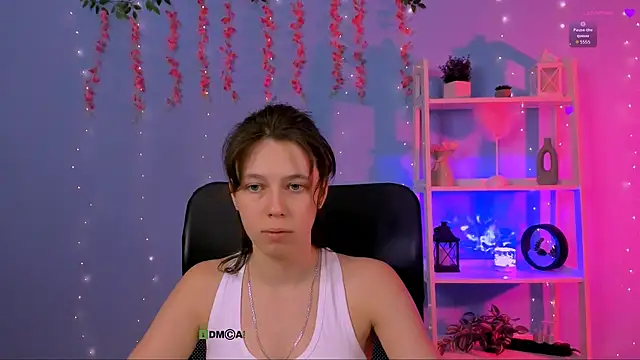 Snapshot of aria_wild_ chatting on 07-21-26, 10:56 aria wild online show from 07-21-26, 10:56