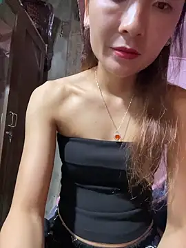 Snapshot of Mimi_pussy chatting on 05-23-26, 11:42 Mimi pussy online show from 05-23-26, 11:42