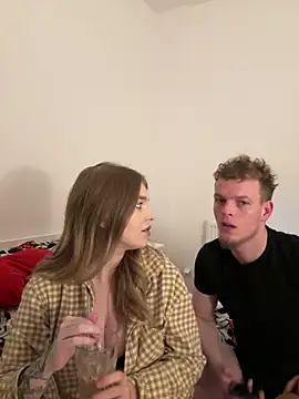 Renesme 28 online show from 03-07-26, 10:51