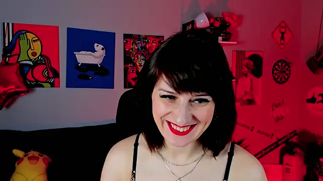 EmmaWheelers online show from 04-12-26, 02:55