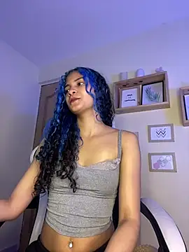 Franchezcaa  online show from 07-17-26, 05:51
