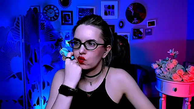 AliceSmite online show from 04-23-26, 12:29