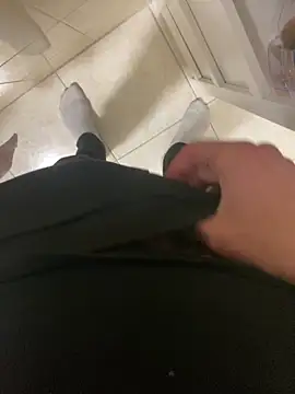 Snapshot of madme998 chatting on 03-02-26, 05:53 madme998 online show from 03-02-26, 05:53