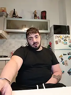 Snapshot of bear_skinny chatting on 06-04-26, 05:19 bear skinny online show from 06-04-26, 05:19