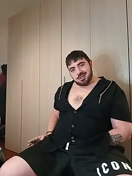 Snapshot of bear_skinny chatting on 06-12-26, 03:44 bear skinny online show from 06-12-26, 03:44