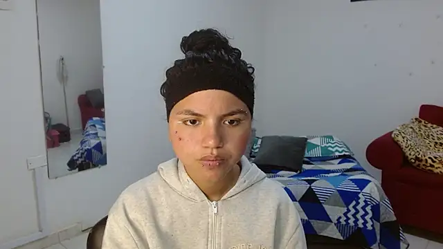 Snapshot of kimmyfuckass chatting on 06-16-26, 06:54 kimmyfuckass online show from 06-16-26, 06:54
