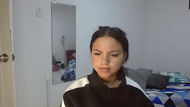 Snapshot of kimmyfuckass chatting on 07-06-26, 12:13 kimmyfuckass online show from 07-06-26, 12:13