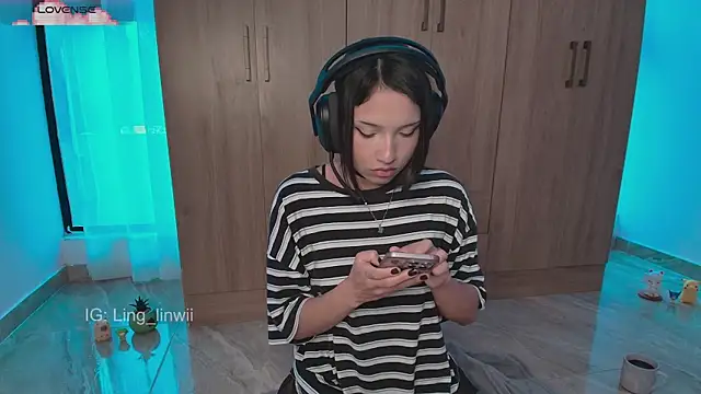 ling meow online show from 06-19-26, 02:54