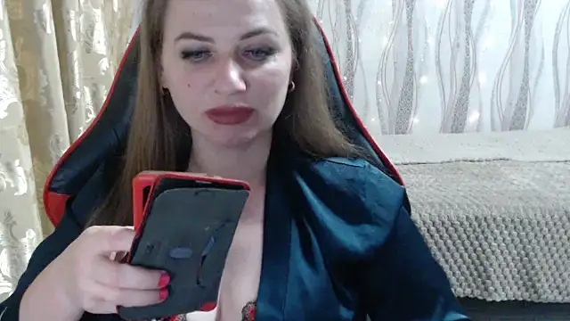 LioraW online show from 03-05-26, 10:06