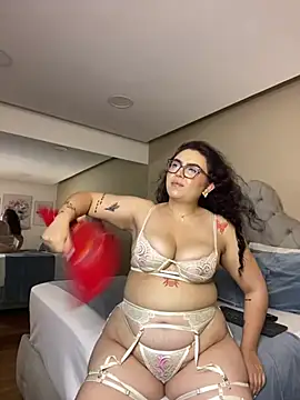 AlmaraRouge online show from 07-10-26, 08:22