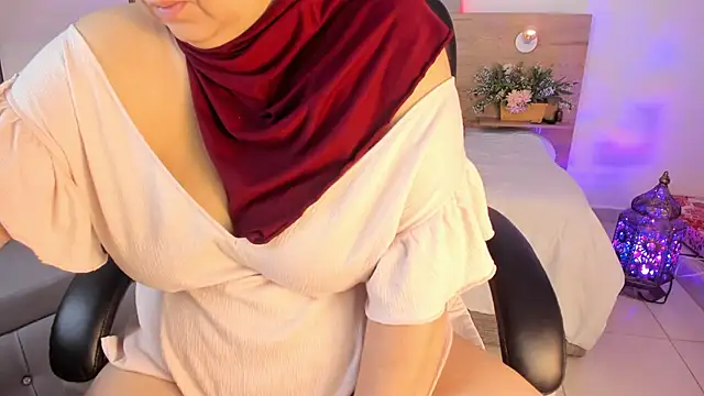  Azahaaraa  online show from 05-30-26, 03:36