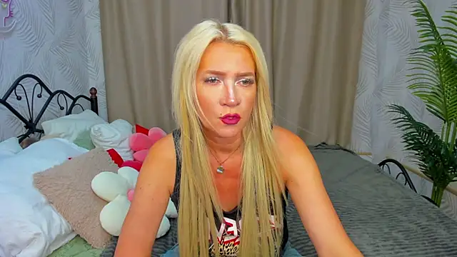 Snapshot of Ledi_Luna chatting on 07-21-26, 08:49 Ledi Luna online show from 07-21-26, 08:49