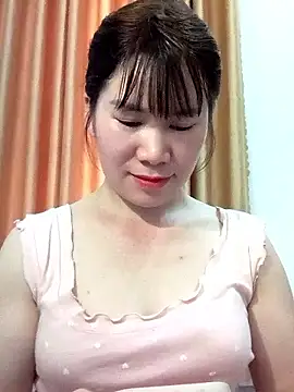 Bondgirl 9 online show from 05-16-26, 06:54