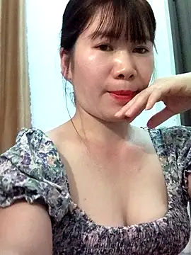 Bondgirl 9 online show from 05-21-26, 03:41