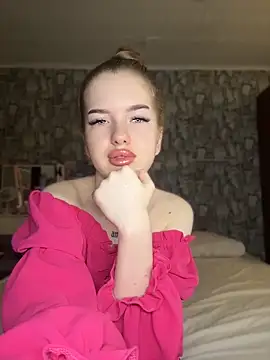 KayShaw online show from 04-28-26, 02:27