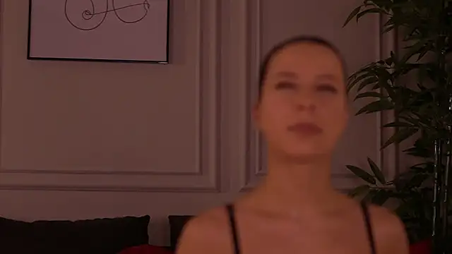 RebbecaRey online show from 03-30-26, 07:04