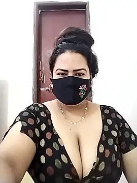Snapshot of Star--Girl chatting on 07-01-26, 04:03 Star--Girl online show from 07-01-26, 04:03