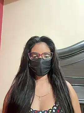 Snapshot of nikki_catz chatting on 07-16-26, 04:35 nikki catz online show from 07-16-26, 04:35