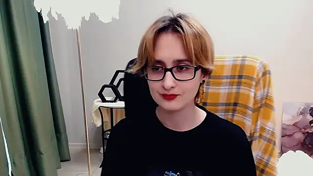LixeLuna online show from 06-04-26, 06:30