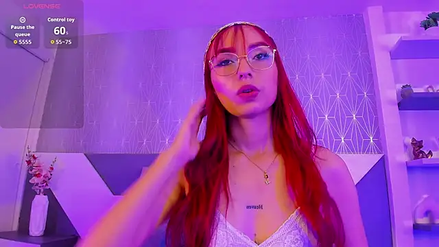 Ashleey Vega online show from 05-21-26, 01:18