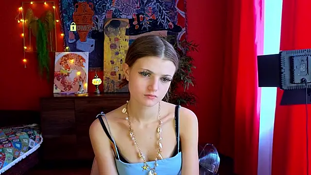 Snapshot of Enji_Rey chatting on 06-09-26, 09:43 Enji Rey online show from 06-09-26, 09:43