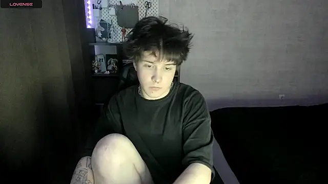 MIya Chinen online show from 03-05-26, 03:08