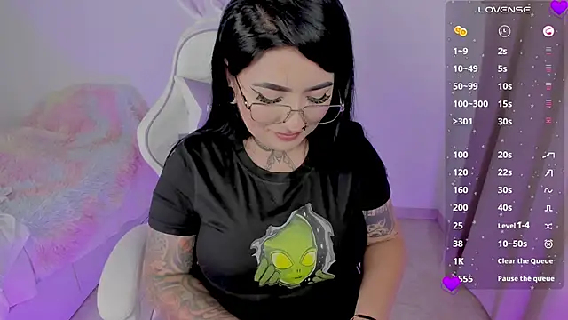 heeyy kitty online show from 05-16-26, 09:13