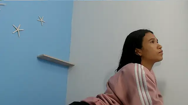 zoecute5817 online show from 05-28-26, 01:36