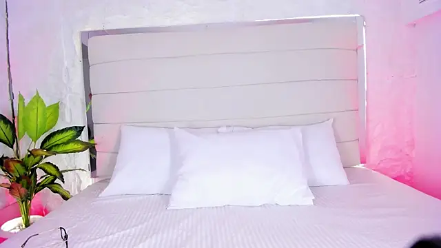 AitanaNoa online show from 04-07-26, 08:09