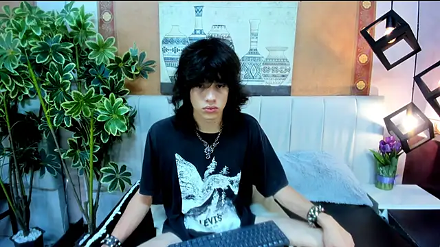 Snapshot of Erick_Ferrer chatting on 06-11-26, 03:48 Erick Ferrer online show from 06-11-26, 03:48