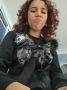 Isabella Stark online show from 04-21-26, 11:49