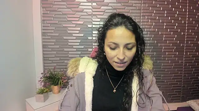 Ana maria 08 online show from 04-15-26, 02:57