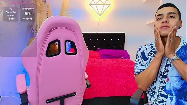 Ariatna Andy online show from 03-25-26, 10:16