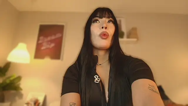 Snapshot of Jade-Naughty chatting on 05-29-26, 07:01 Jade-Naughty online show from 05-29-26, 07:01