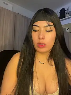 Snapshot of Jade-Naughty chatting on 08-01-26, 10:19 Jade-Naughty online show from 08-01-26, 10:19