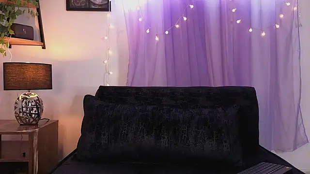 Snapshot of Chelsyrose chatting on 06-11-26, 03:21 Chelsyrose online show from 06-11-26, 03:21