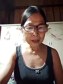 Snapshot of Sky-rain98 chatting on 05-28-26, 02:47 Sky-rain98 online show from 05-28-26, 02:47