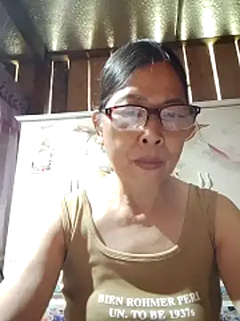 Snapshot of Sky-rain98 chatting on 06-08-26, 01:50 Sky-rain98 online show from 06-08-26, 01:50
