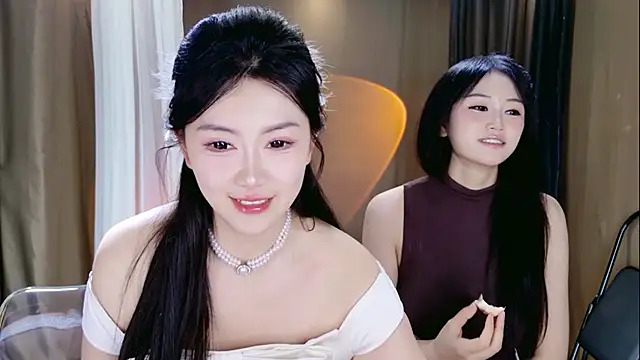 Snapshot of Banana-Milk69 chatting on 05-17-26, 01:14 Banana-Milk69 online show from 05-17-26, 01:14
