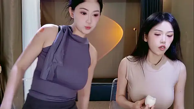 Snapshot of Banana-Milk69 chatting on 05-28-26, 01:14 Banana-Milk69 online show from 05-28-26, 01:14