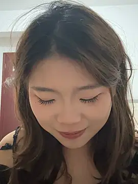 Snapshot of Smallwood_29 chatting on 03-18-26, 01:25 Smallwood 29 online show from 03-18-26, 01:25