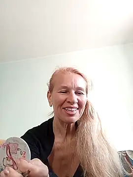 ViktoriaSexi1 online show from 04-15-26, 04:41