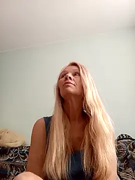 Snapshot of ViktoriaSexi1 chatting on 04-25-26, 07:55 ViktoriaSexi1 online show from 04-25-26, 07:55