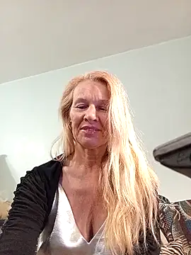 Snapshot of ViktoriaSexi1 chatting on 05-04-26, 08:16 ViktoriaSexi1 online show from 05-04-26, 08:16