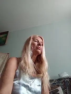 Snapshot of ViktoriaSexi1 chatting on 05-25-26, 06:30 ViktoriaSexi1 online show from 05-25-26, 06:30