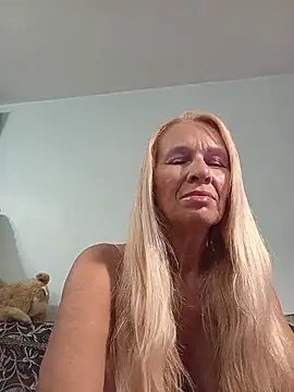 Snapshot of ViktoriaSexi1 chatting on 05-26-26, 07:21 ViktoriaSexi1 online show from 05-26-26, 07:21